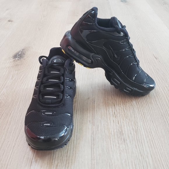 air max plus little kids